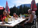 12 Mittagessen im Salwidili