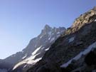 24 im Hintergrund das Lauteraarhorn