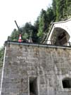 02a vorbei an der alten Festung