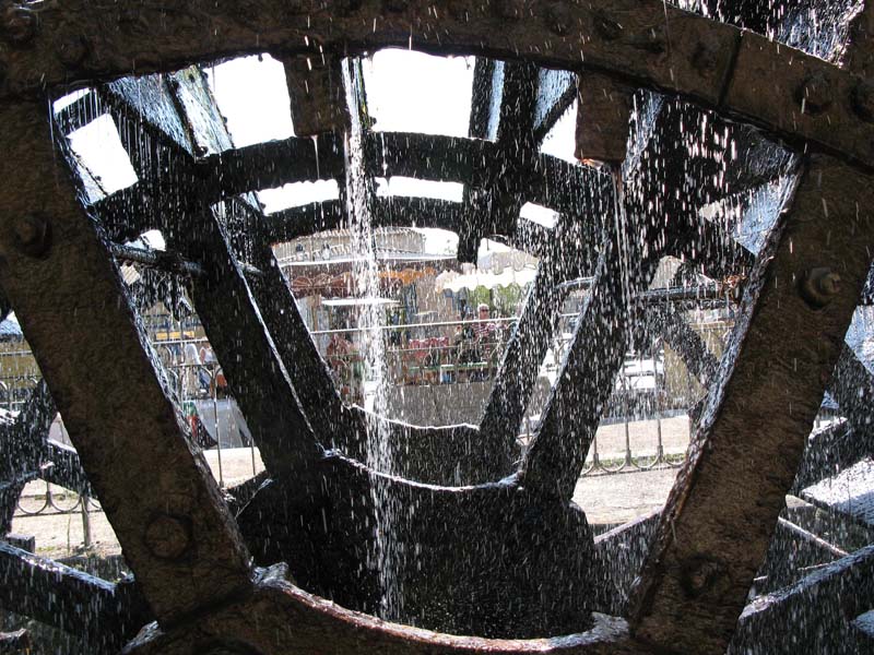 13 Wasserspiel oder