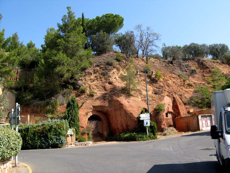 55 Roussillion
