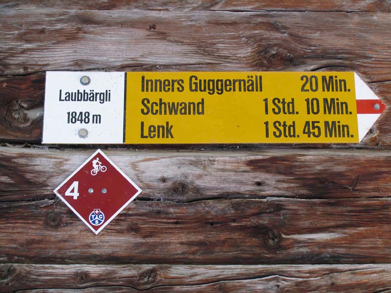 08 Laubbaergli