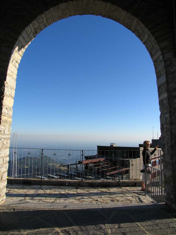 73 Blick aus der Kapelle