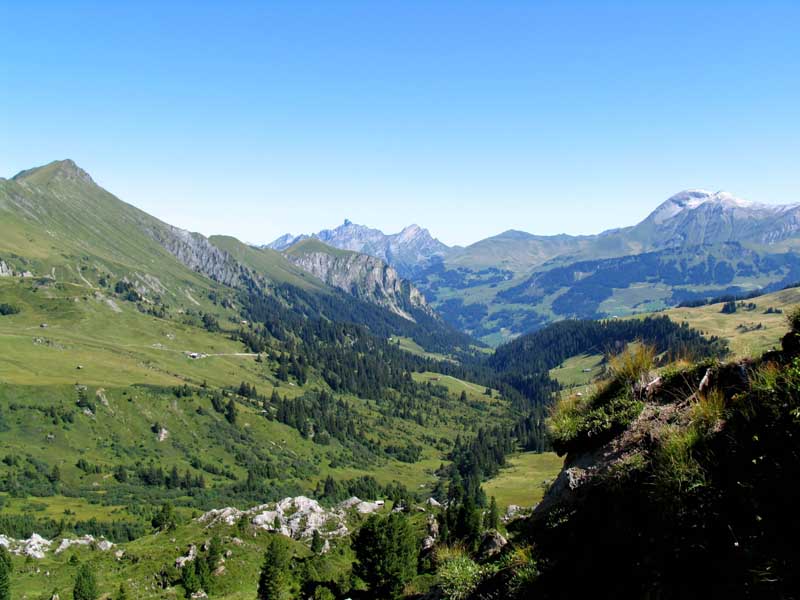 10_Blick_hinunter_in_die_Lenk