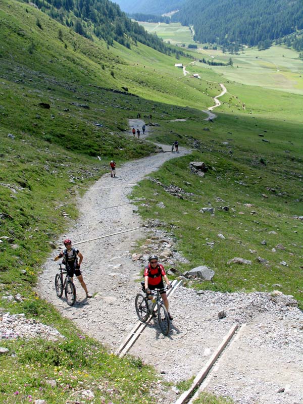 335_der_letzte_steile_Aufstieg_zur_Sesvenahuette