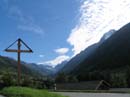 02_im_Hintergrund_die_Loetschenluecke